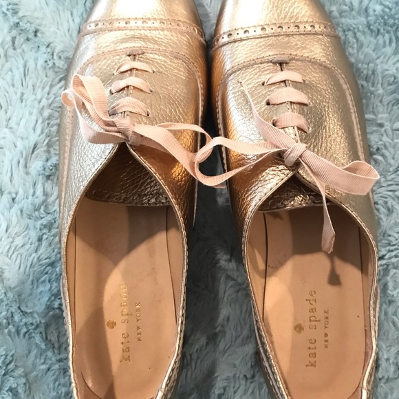 23649891_53585410_600.jpg Kate Spade shoes
